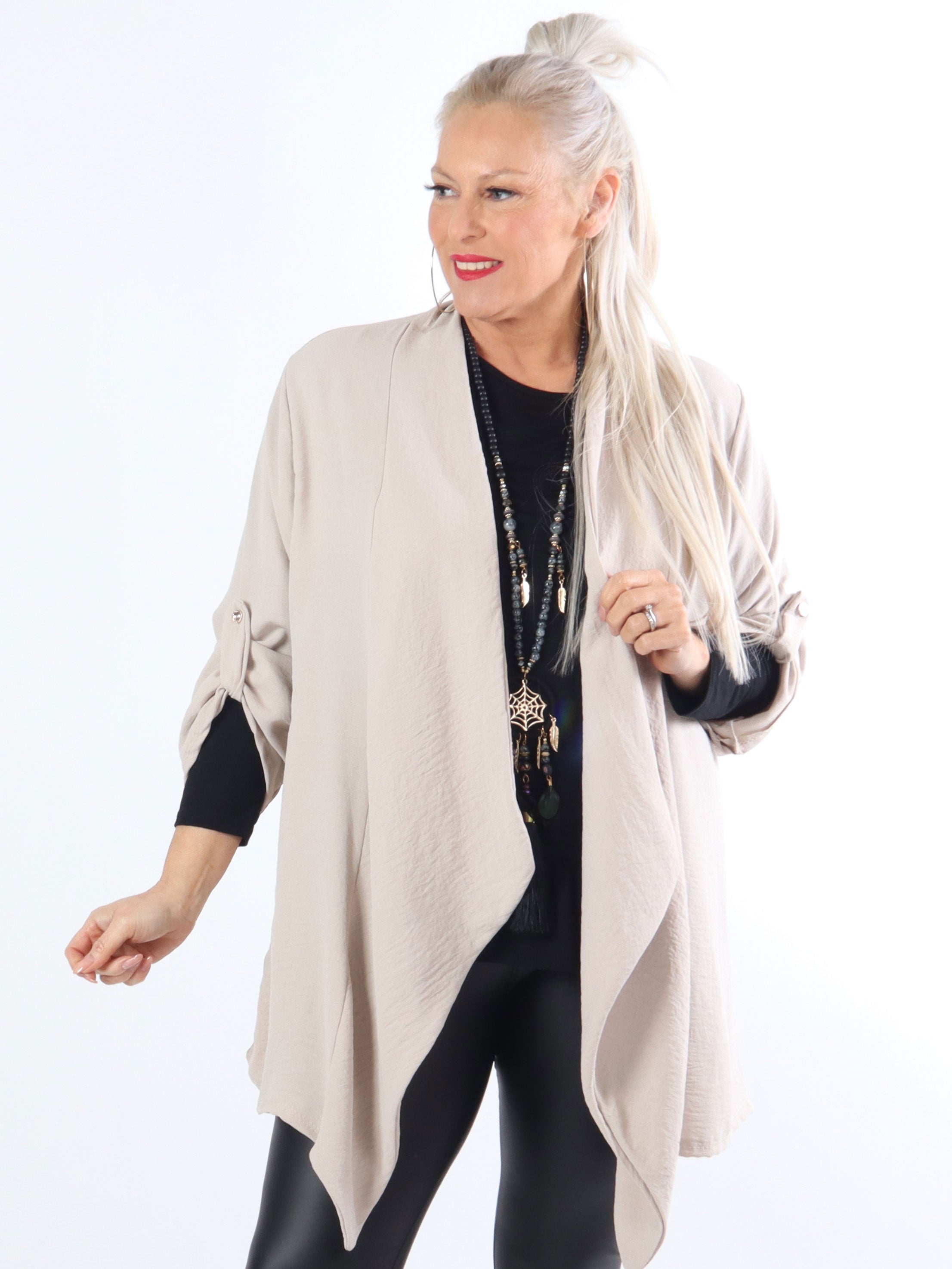 Dream - Enkel plus size cardigan i let og fint stof